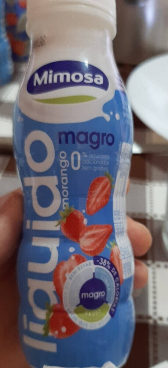 líquido morango magro