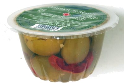 Оливки зелёные фаршированные красным перцем