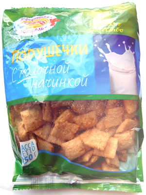 Продукты экструзионной технологии сухие: подушечки хрустящие с молочной начинкой