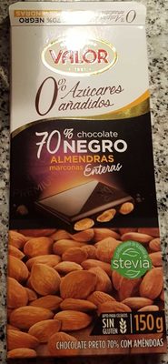 70% cacao con almendras enteras